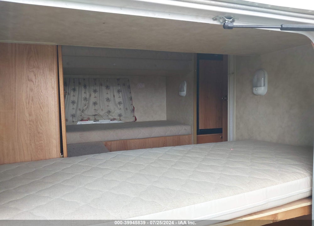 2006 JAYCO TRAILER VIN: 1UJBJ02M061JL0126