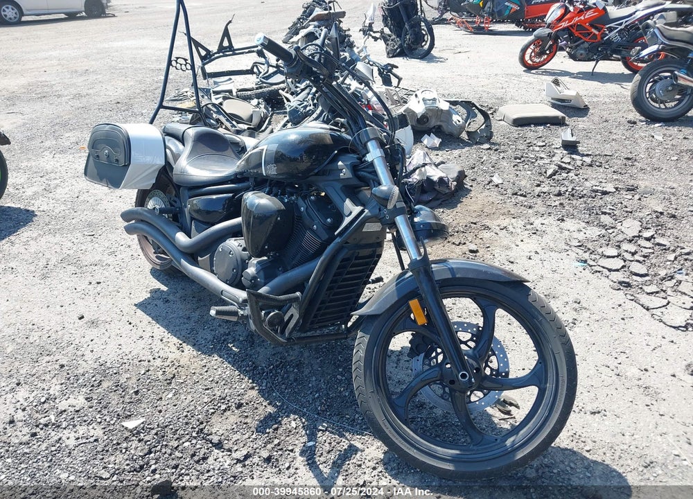2013 YAMAHA XVS1300 CU VIN: JYAVP33E7DA008179