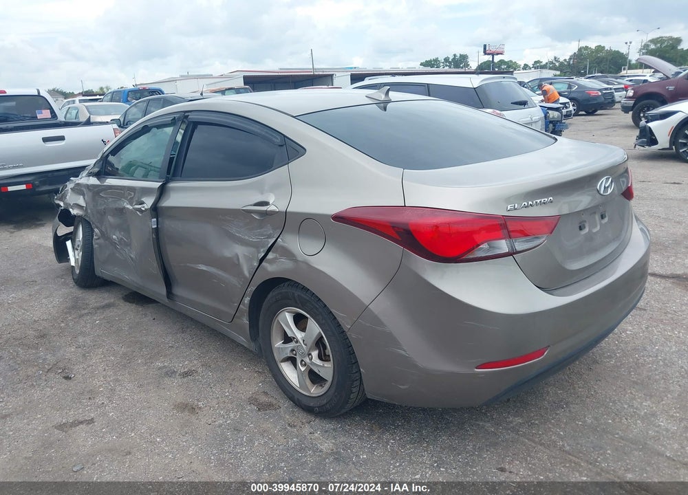 2014 HYUNDAI ELANTRA SE VIN: 5NPDH4AE7EH514353