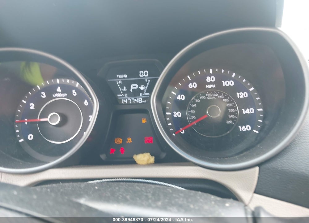 2014 HYUNDAI ELANTRA SE VIN: 5NPDH4AE7EH514353