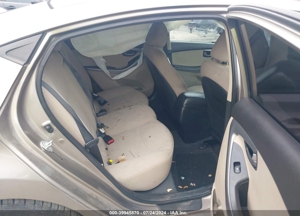 2014 HYUNDAI ELANTRA SE VIN: 5NPDH4AE7EH514353