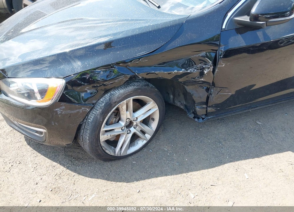2015 VOLVO S60 T5 PREMIER VIN: YV1612TK4F2338735