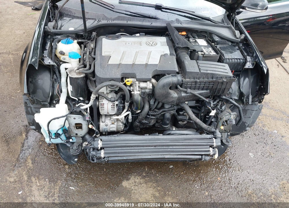 2014 VOLKSWAGEN JETTA SPORTWAGEN 2.0L TDI VIN: 3VWPL7AJ4EM605923