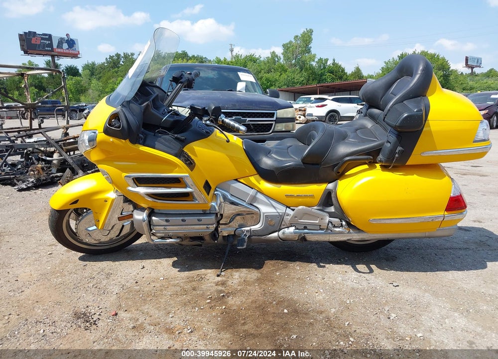 2009 HONDA GL1800 VIN: 1HFSC47G29A800628