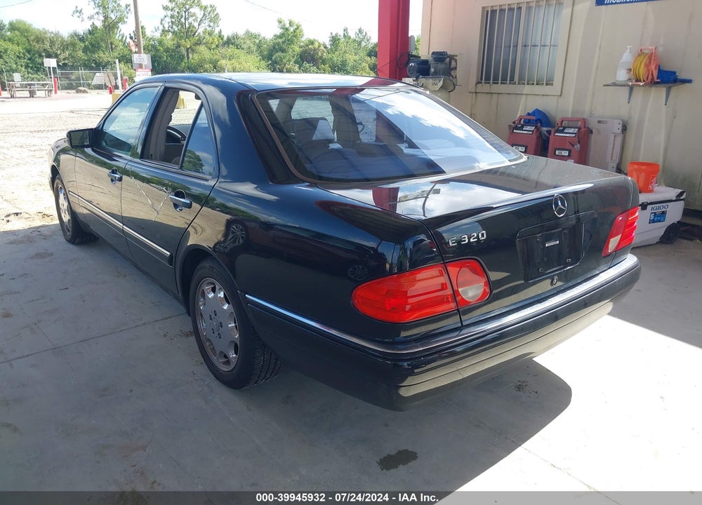 1999 MERCEDES-BENZ E 320 VIN: WDBJF65H2XA885342