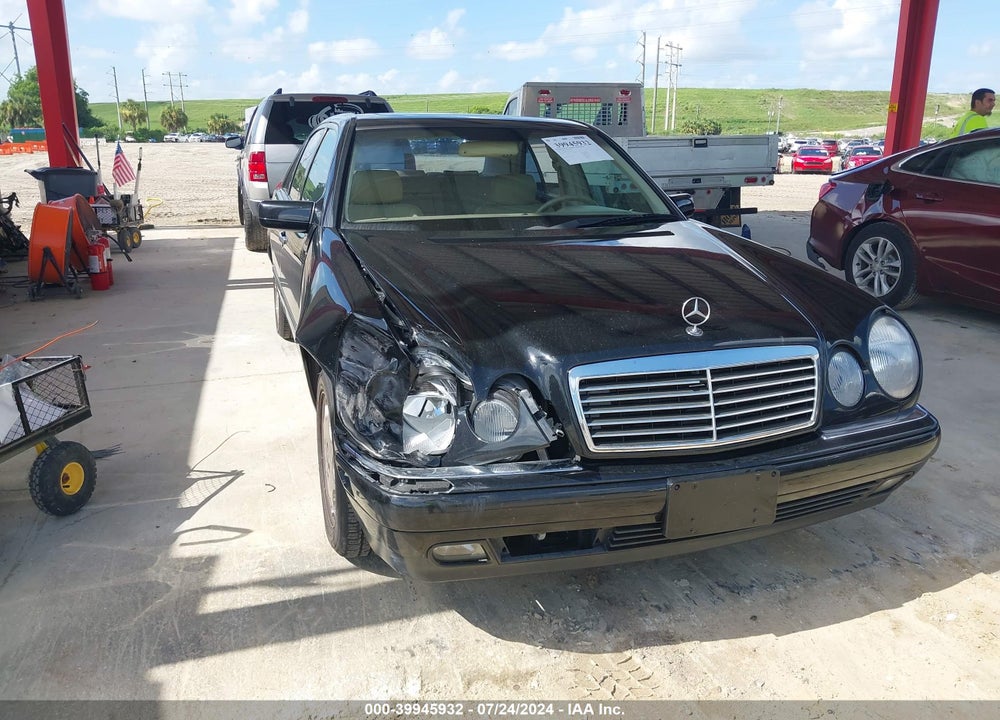1999 MERCEDES-BENZ E 320 VIN: WDBJF65H2XA885342
