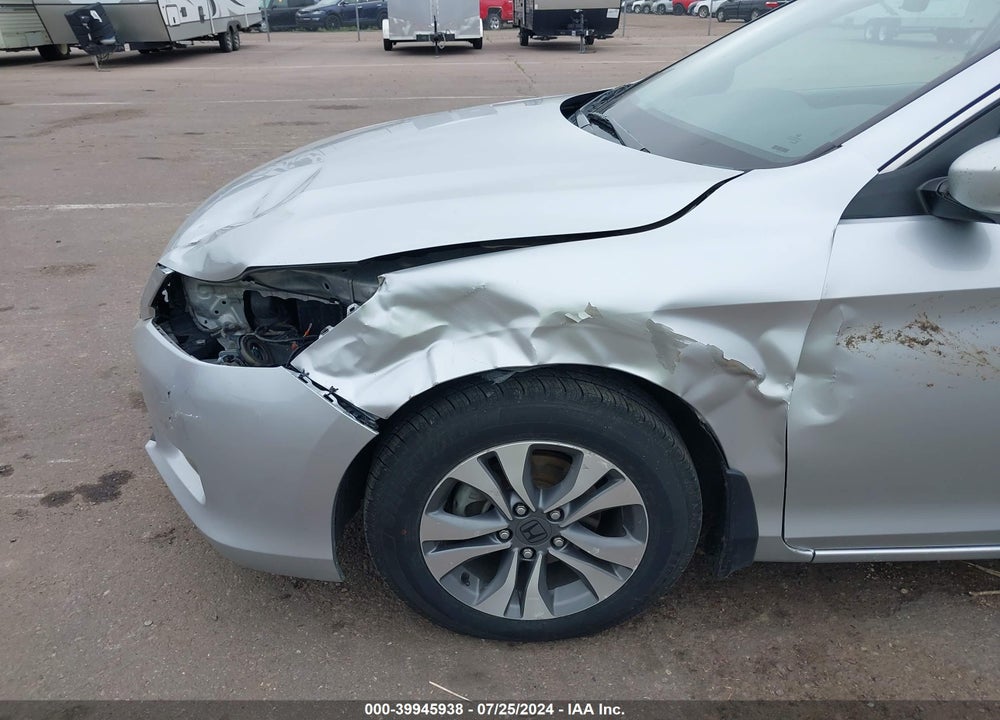 2013 HONDA ACCORD LX VIN: 1HGCR2F30DA008195