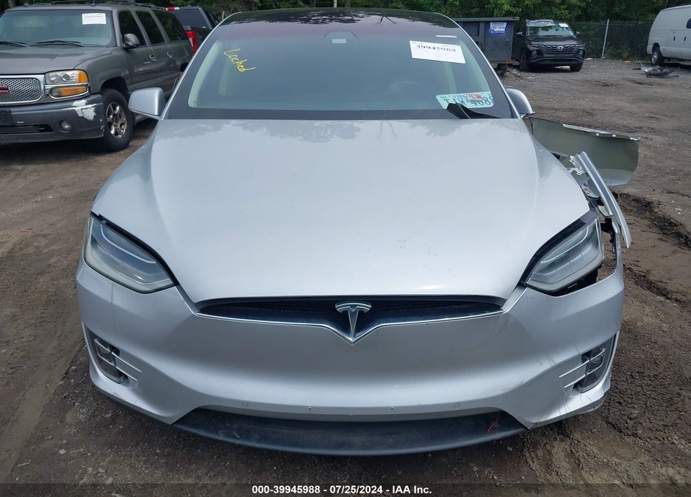 2016 TESLA MODEL X 60D/70D/75D/90D VIN: 5YJXCAE25GF022898