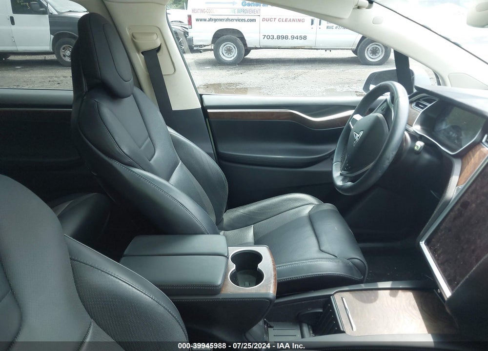 2016 TESLA MODEL X 60D/70D/75D/90D VIN: 5YJXCAE25GF022898