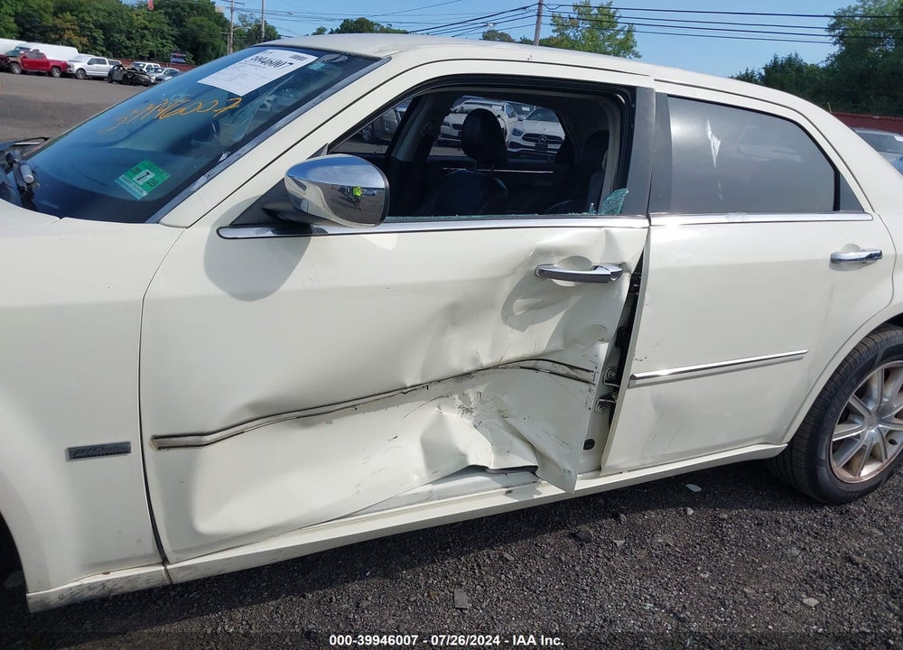 2010 CHRYSLER 300 VIN: 2C3CK5CV0AH129000
