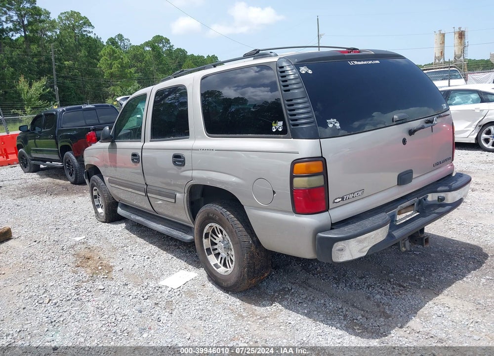 2005 CHEVROLET TAHOE LS VIN: 1GNEK13T15R267900