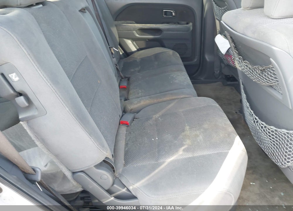 2008 HONDA PILOT SE VIN: 5FNYF28398B030560