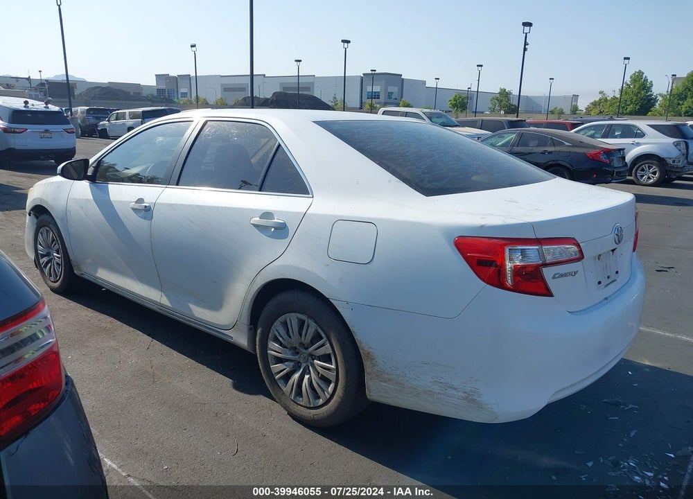2013 TOYOTA CAMRY LE VIN: 4T1BF1FK2DU706595