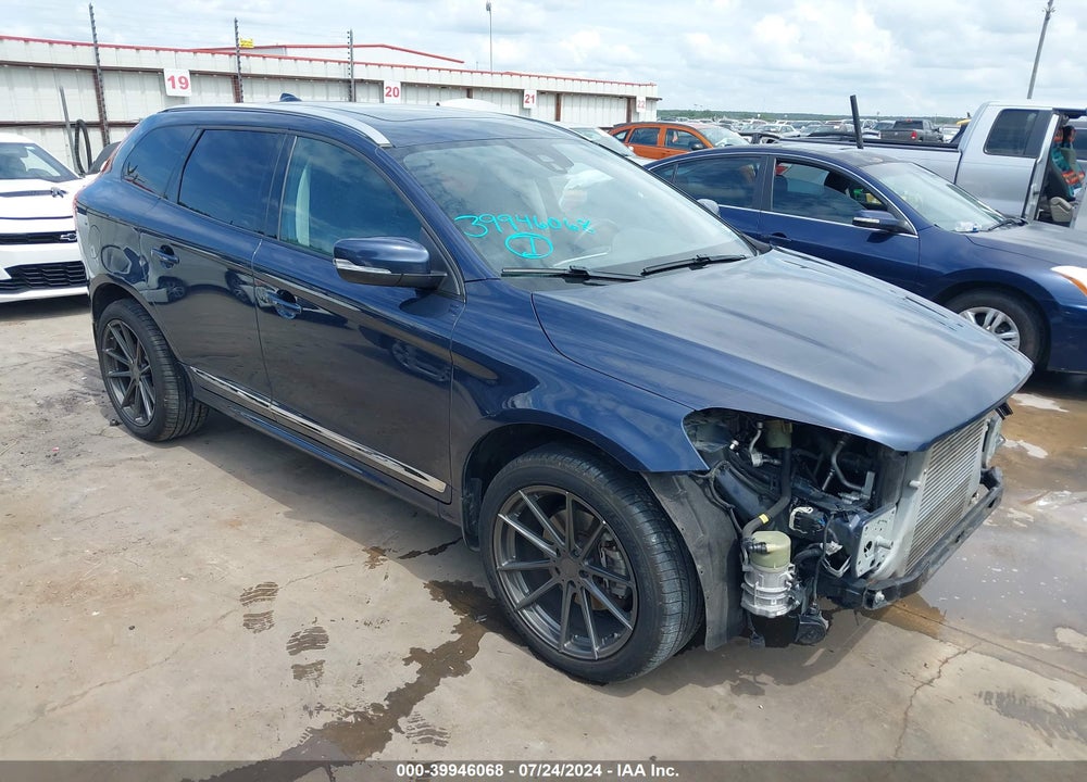 2014 VOLVO XC60 T6 VIN: YV4902DZ5E2518402