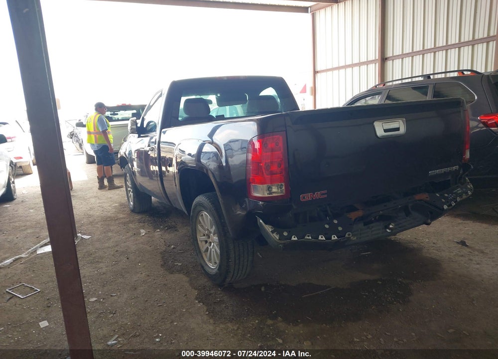2008 GMC SIERRA 1500 WORK TRUCK VIN: 1GTEC14X28Z188117