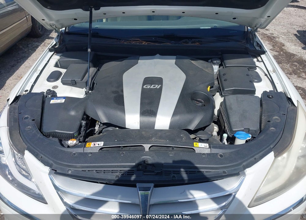 2013 HYUNDAI GENESIS 3.8 VIN: KMHGC4DD5DU210369