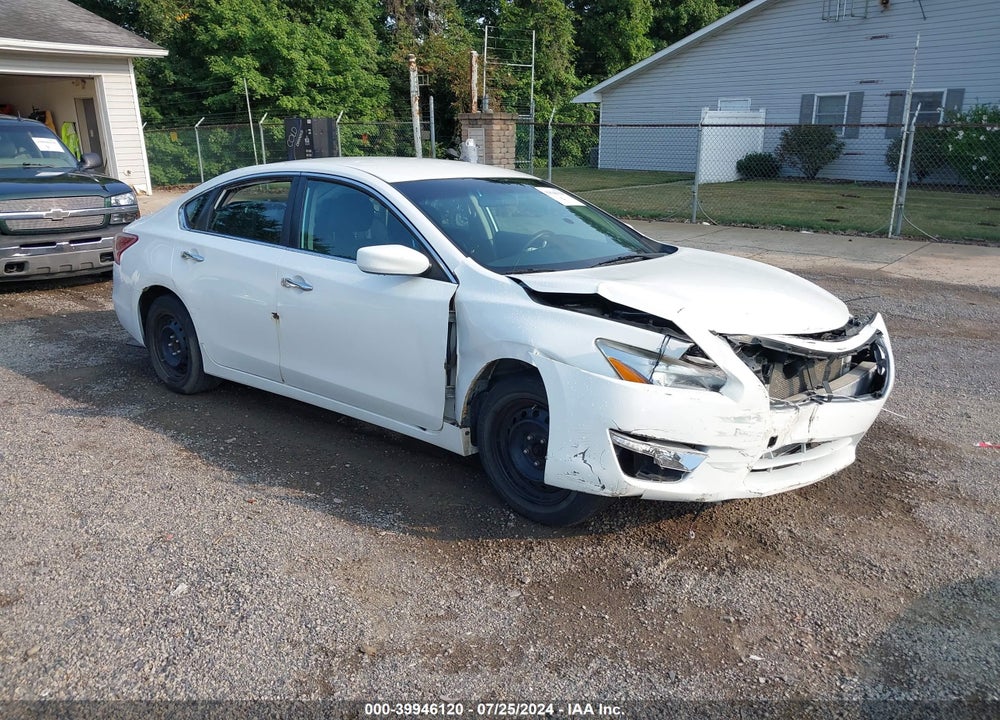 2015 NISSAN ALTIMA 2.5/2.5 S/2.5 SL/2.5 SV VIN: 1N4AL3AP8FN885252
