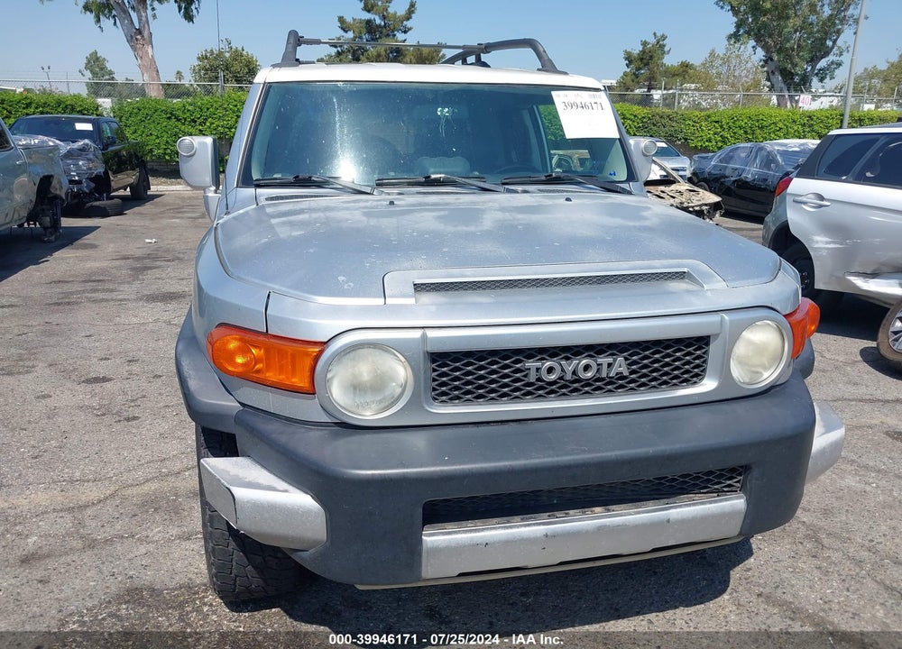 2007 TOYOTA FJ CRUISER VIN: JTEBU11F770026655