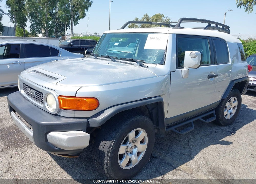 2007 TOYOTA FJ CRUISER VIN: JTEBU11F770026655
