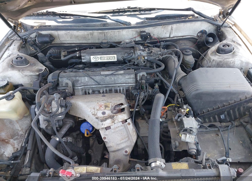 1992 TOYOTA CAMRY LE VIN: JT2SK12E5N0091851