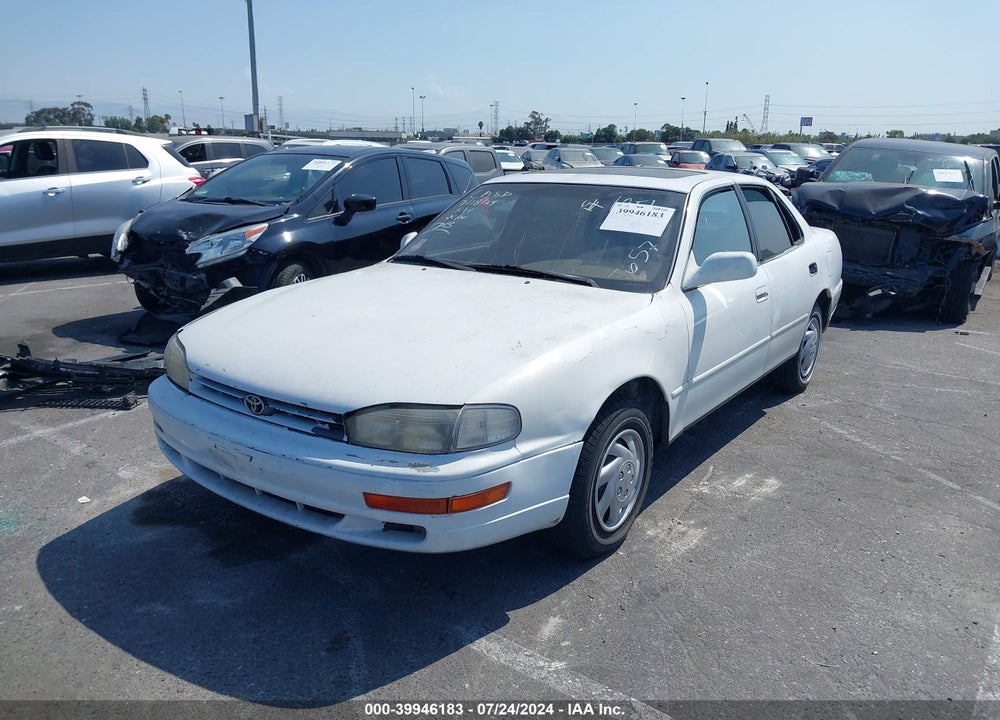 1992 TOYOTA CAMRY LE VIN: JT2SK12E5N0091851