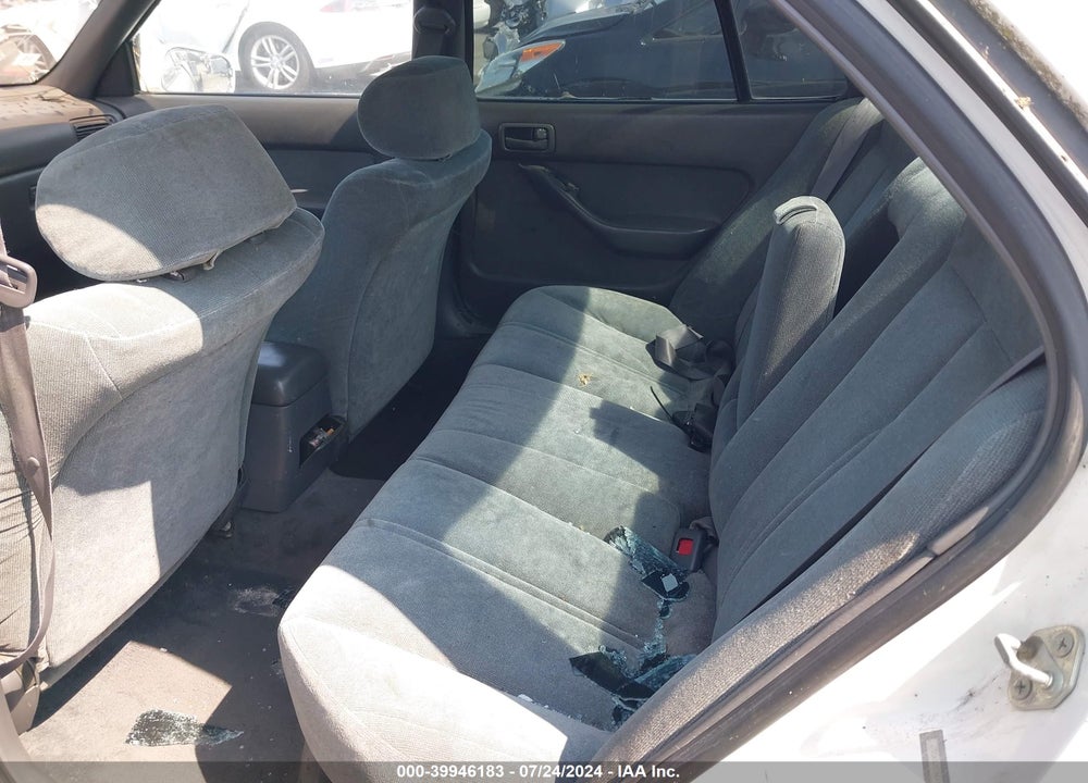 1992 TOYOTA CAMRY LE VIN: JT2SK12E5N0091851