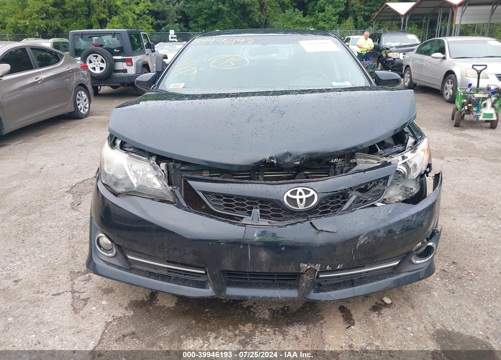 2014 TOYOTA CAMRY SE VIN: 4T1BF1FK5EU426252