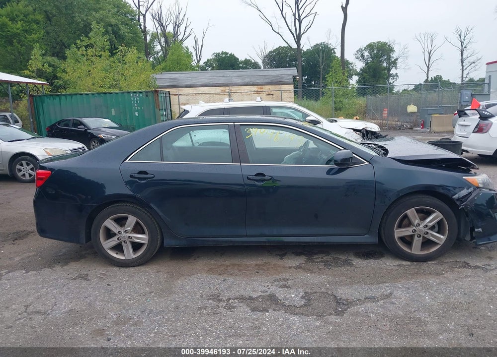2014 TOYOTA CAMRY SE VIN: 4T1BF1FK5EU426252