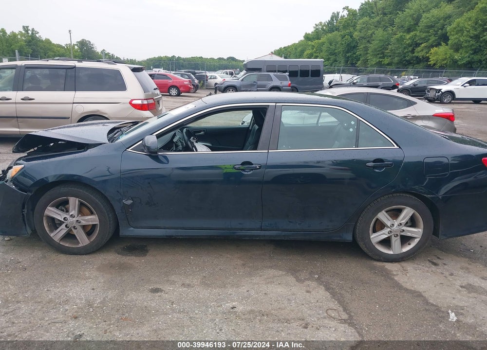 2014 TOYOTA CAMRY SE VIN: 4T1BF1FK5EU426252