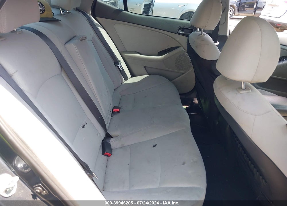 2015 KIA OPTIMA LX VIN: KNAGM4A73F5592508