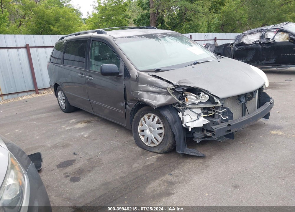 2005 TOYOTA SIENNA CE/LE VIN: 5TDZA23C45S313823
