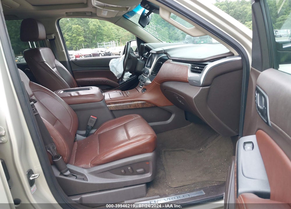 2016 CHEVROLET SUBURBAN LTZ VIN: 1GNSKJKCXGR308550