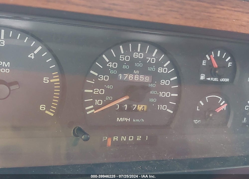 1994 DODGE DAKOTA VIN: 1B7GL23X5RS551083