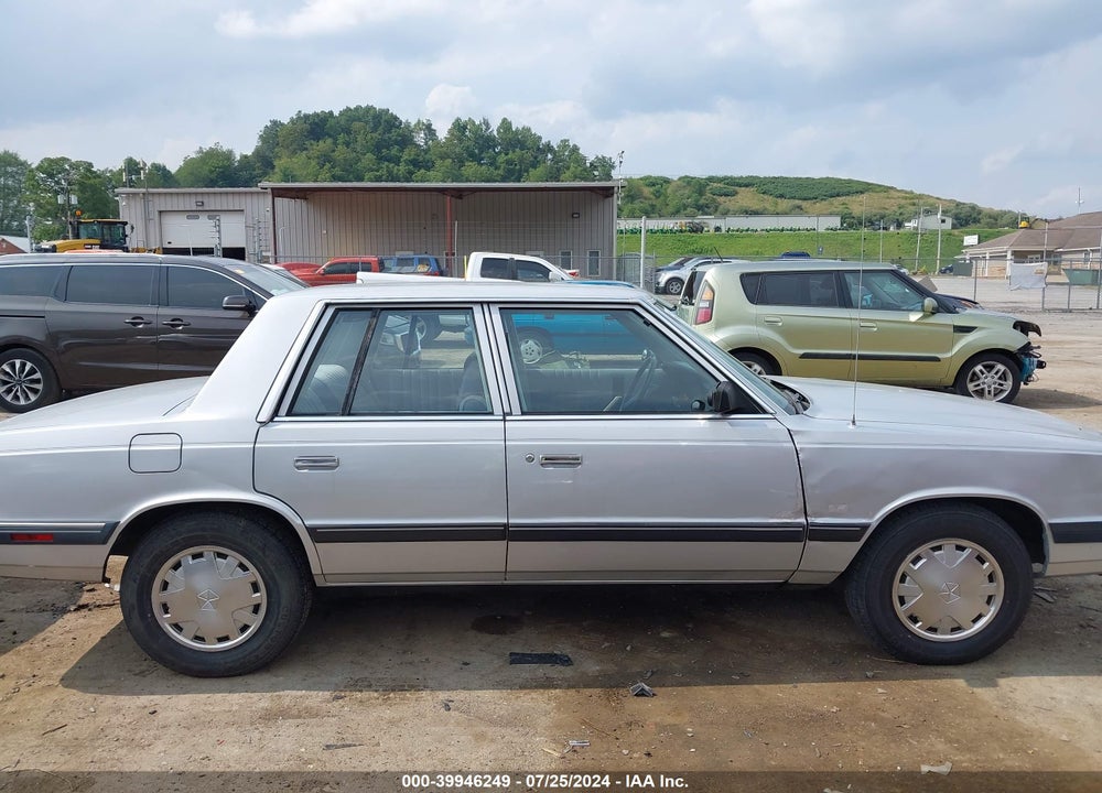 1988 DODGE ARIES LE VIN: 1B3BD46K0JF242901