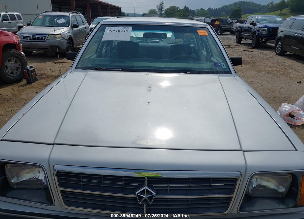 1988 DODGE ARIES LE VIN: 1B3BD46K0JF242901