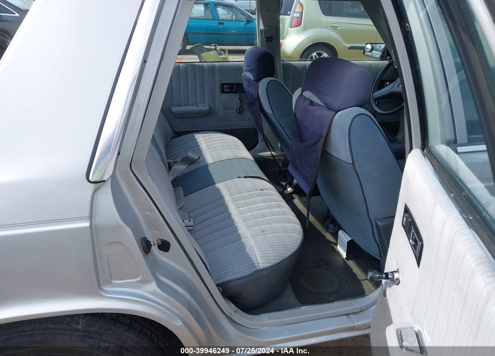 1988 DODGE ARIES LE VIN: 1B3BD46K0JF242901