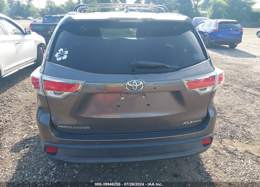 2016 TOYOTA HIGHLANDER XLE V6 VIN: 5TDJKRFH7GS250729