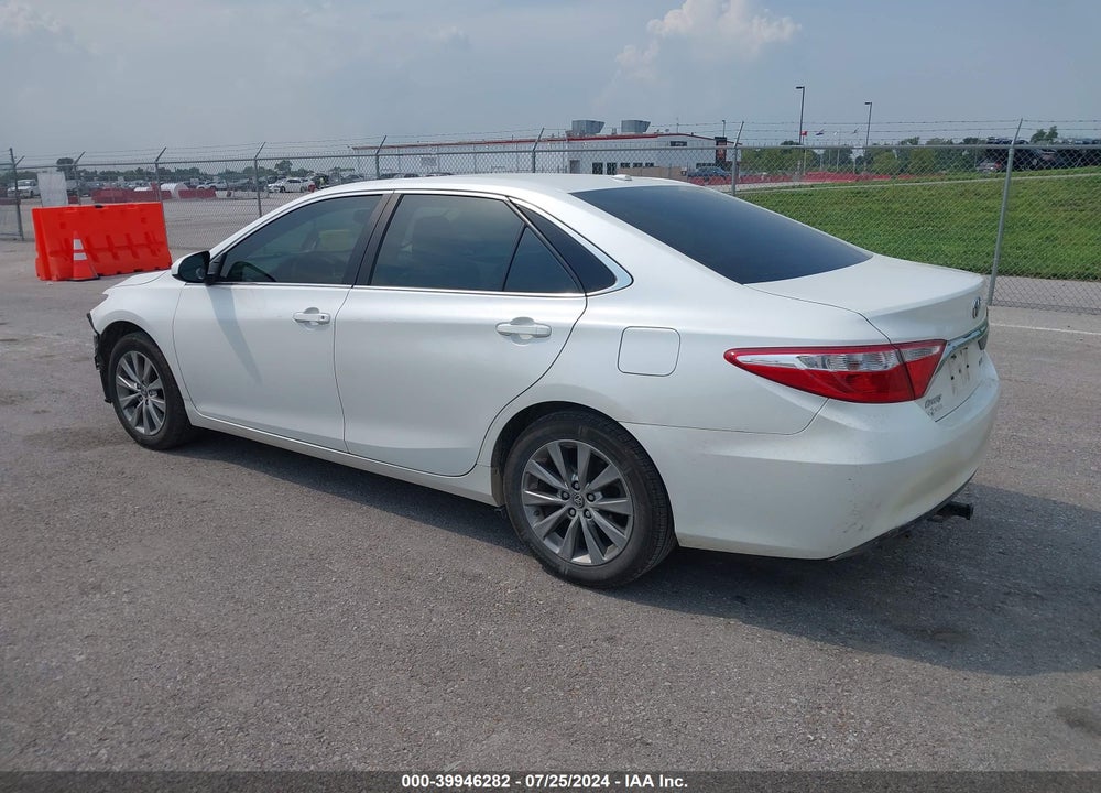 2016 TOYOTA CAMRY XLE VIN: 4T1BF1FK5GU530730