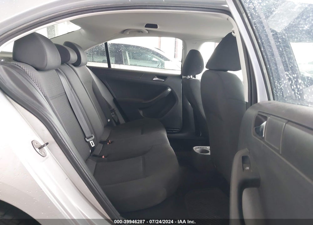 2012 VOLKSWAGEN JETTA 2.0L S VIN: 3VW1K7AJ8CM331048