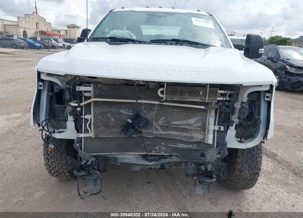 2022 FORD F-350 XL VIN: 1FT8W3BT7NED12868