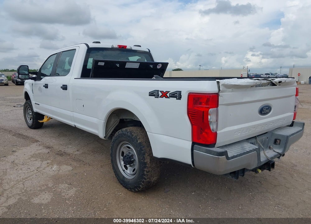 2022 FORD F-350 XL VIN: 1FT8W3BT7NED12868