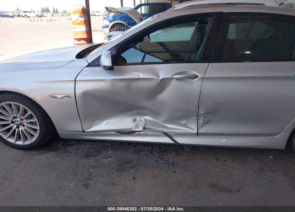 2013 BMW 535I VIN: WBAFR7C58DC822594