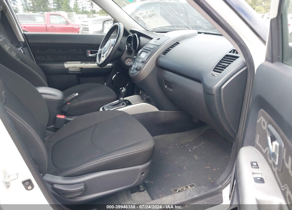 2012 KIA SOUL VIN: KNDJT2A67C7398894