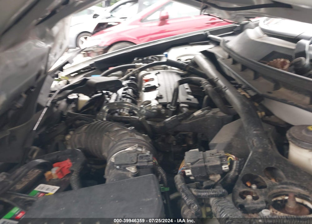2011 HONDA ACCORD 2.4 EX-L VIN: 1HGCS1B83BA015784