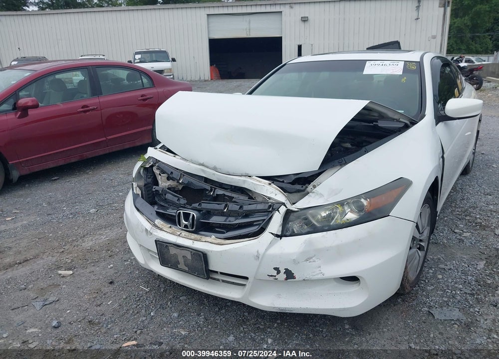 2011 HONDA ACCORD 2.4 EX-L VIN: 1HGCS1B83BA015784