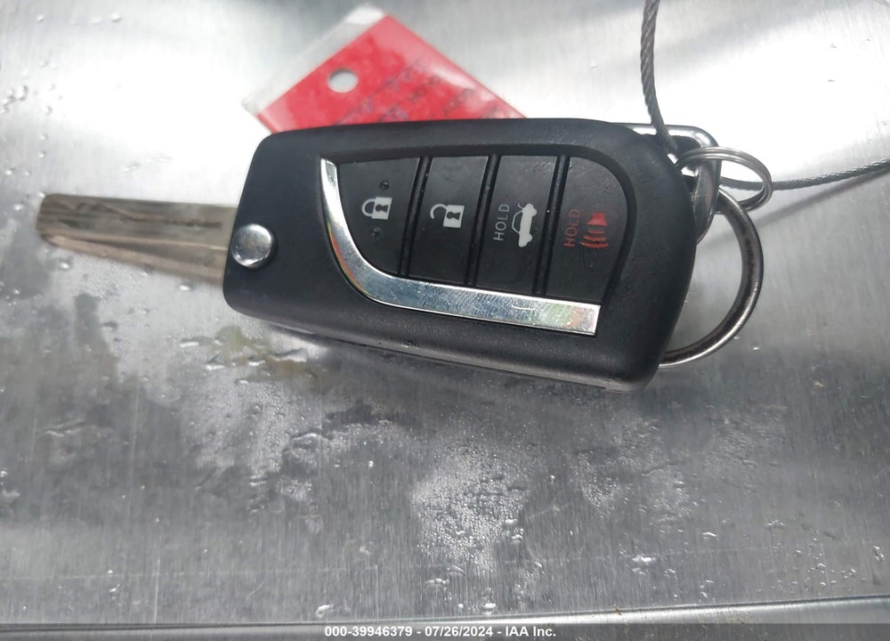 2024 TOYOTA COROLLA LE VIN: 5YFB4MDE3RP111218