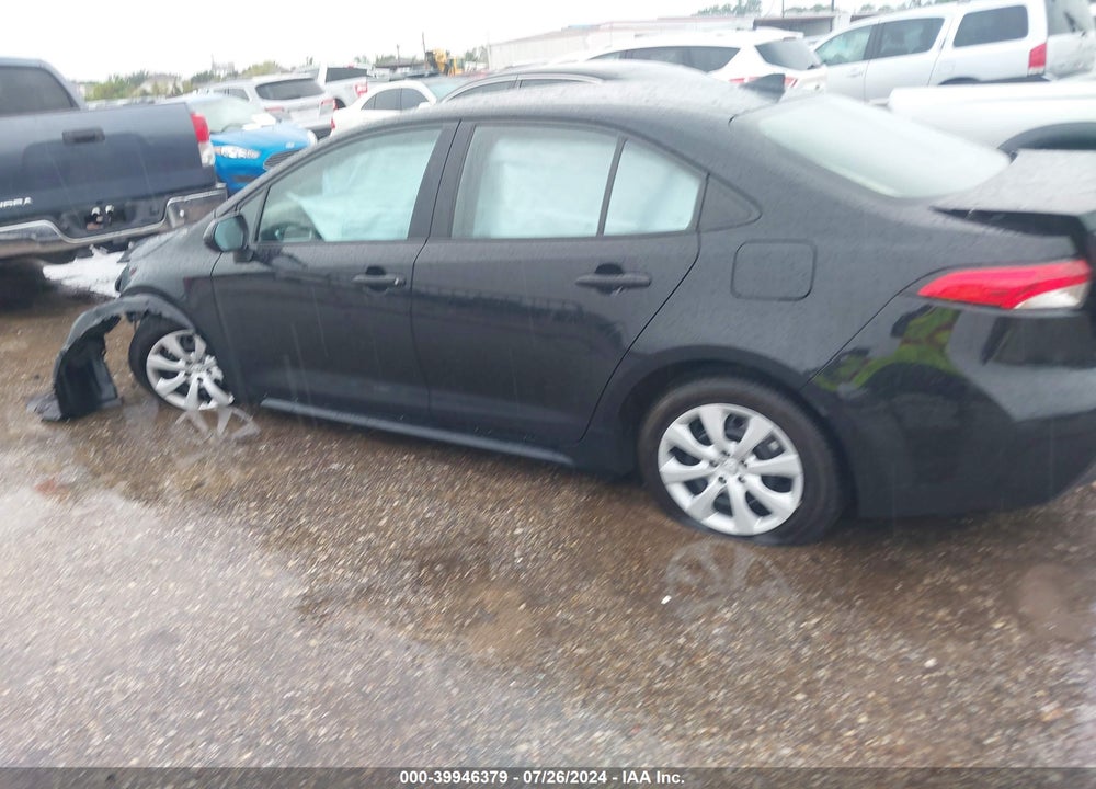 2024 TOYOTA COROLLA LE VIN: 5YFB4MDE3RP111218