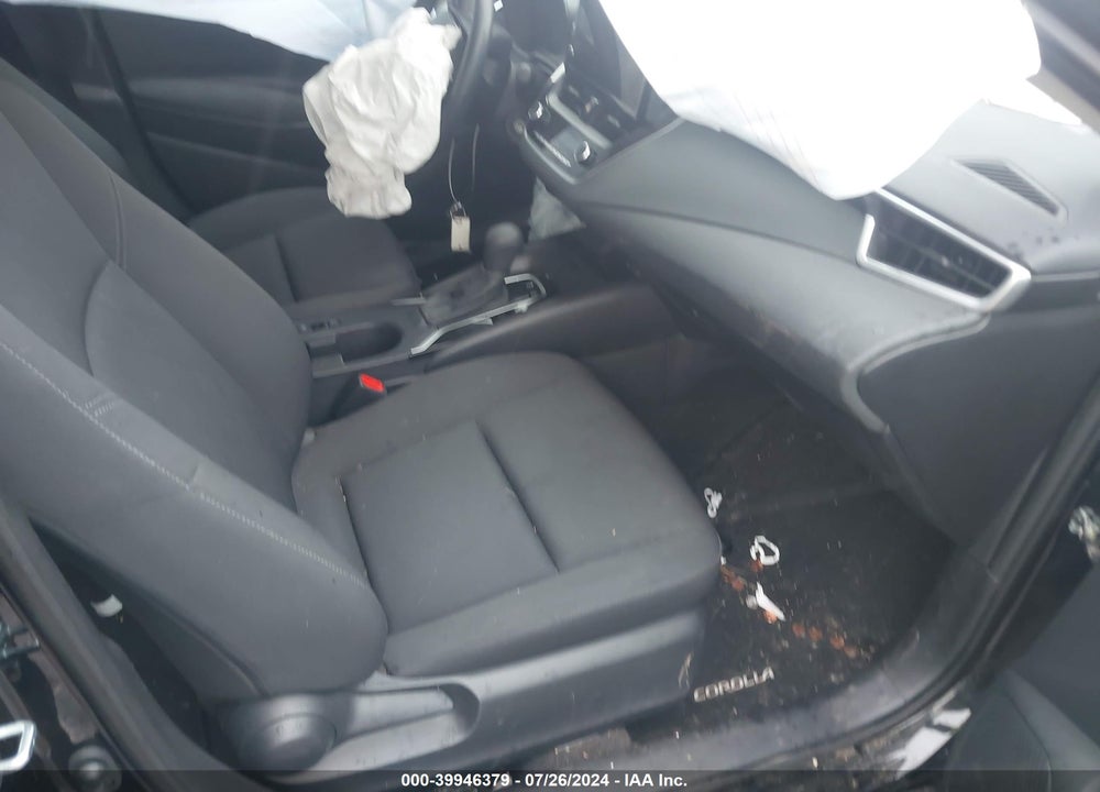 2024 TOYOTA COROLLA LE VIN: 5YFB4MDE3RP111218