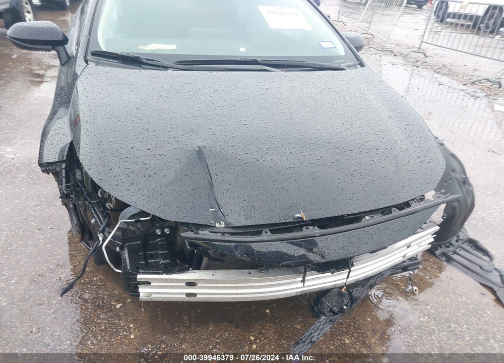 2024 TOYOTA COROLLA LE VIN: 5YFB4MDE3RP111218