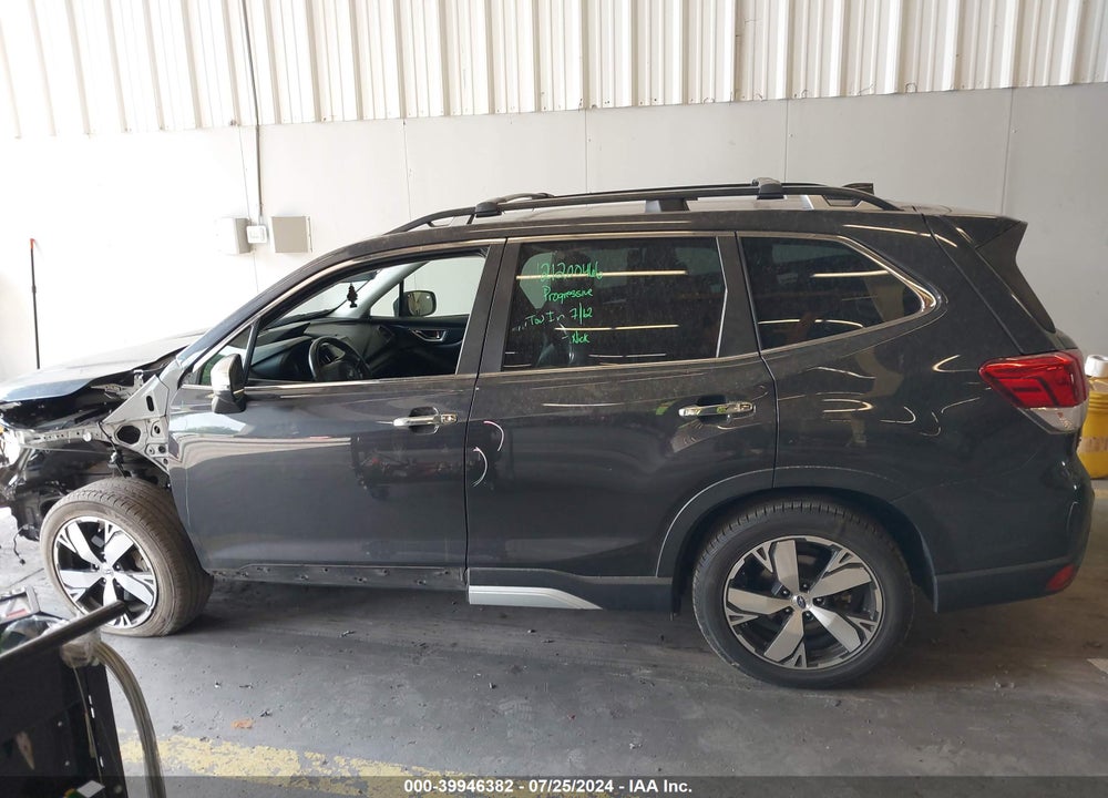 2019 SUBARU FORESTER TOURING VIN: JF2SKAWC1KH460123
